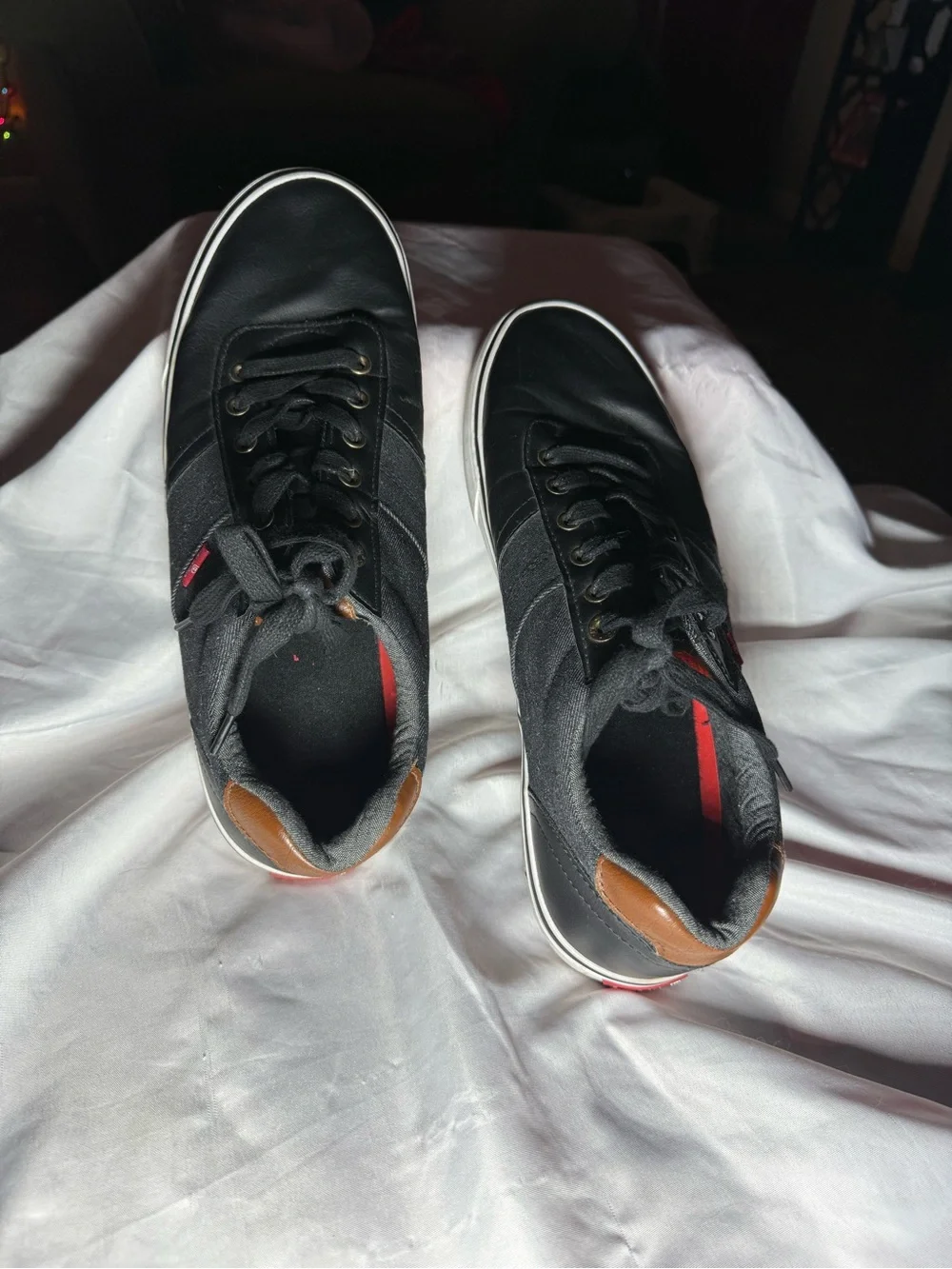 Levi's Black and Brown Low-Top Lace-Up Sneakers- size 11